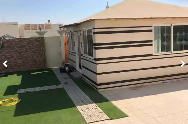 yerleşim Hazır Mülk 5 Yatak Odası F/F Müstakil Villa  satılık içinde Al Sadd , Doha #7497 - 1  image 